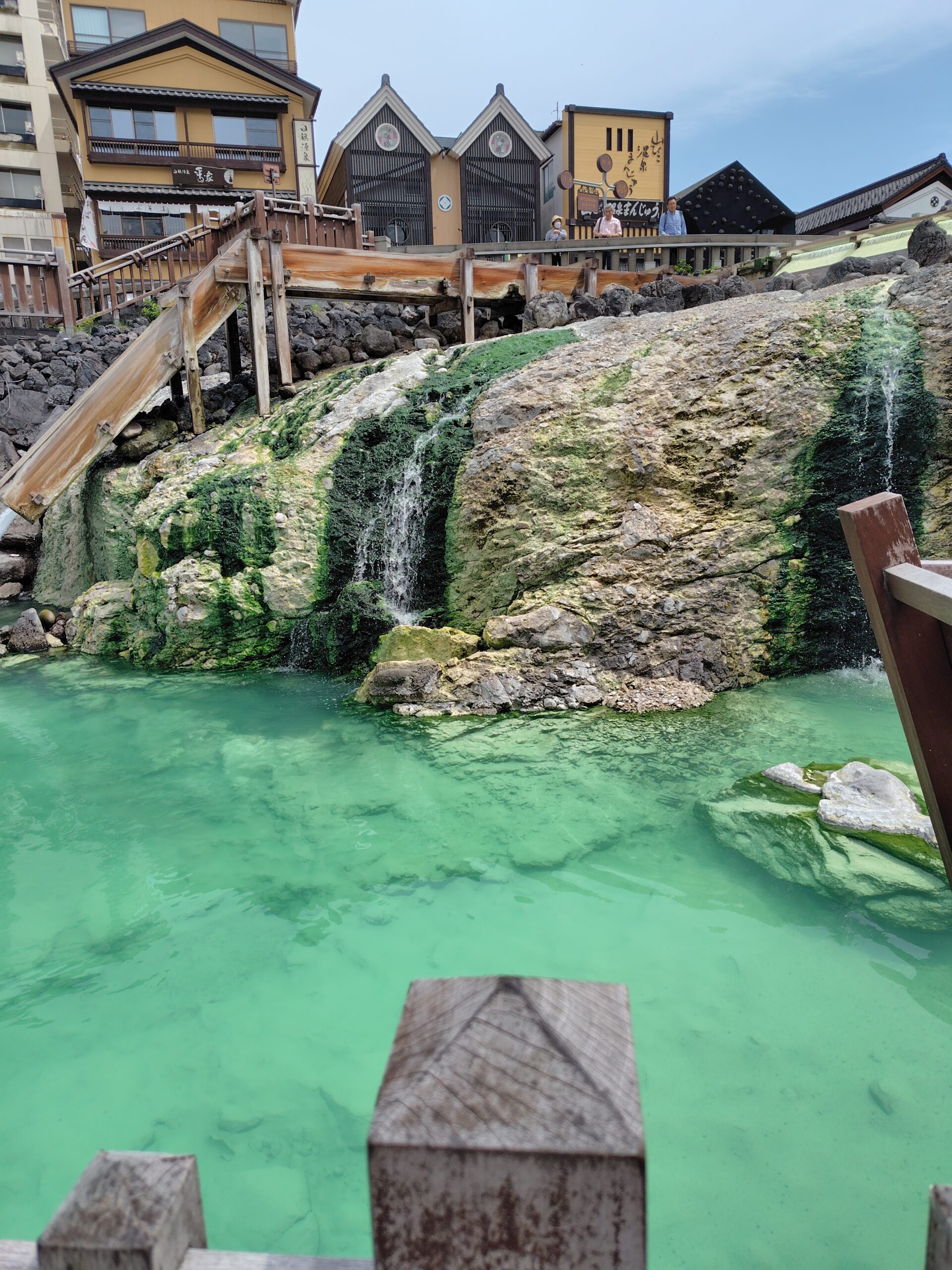 ​♨️草津温泉、迷宮からの生還と「裏草津」の発見！そして熱すぎる共同浴場🔥